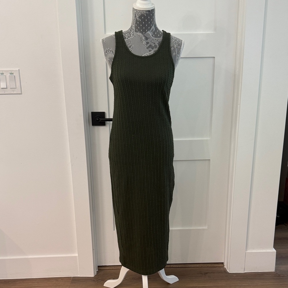 SHEIN Olive Green Ribbed Midi Dress